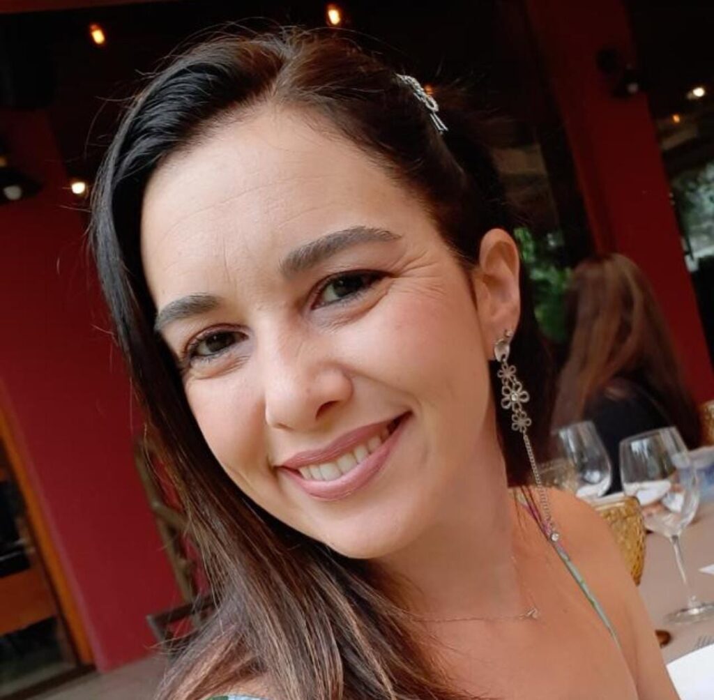 Dunia Mara Baú Pereira